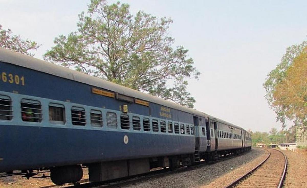 Train delay reduced by 30 per cent: survey